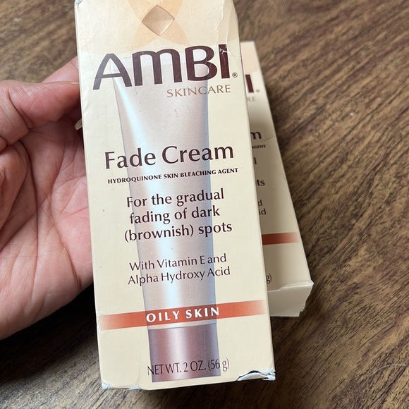 AMBI SKINCARE Set of 2 Ambi Fade Cream Oily Skin With Vitamin E 2oz each - Picture 7 of 7